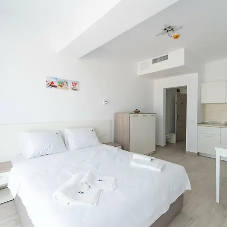Zip Lägenhetshotell Mamaia