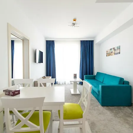Zip 2* Mamaia