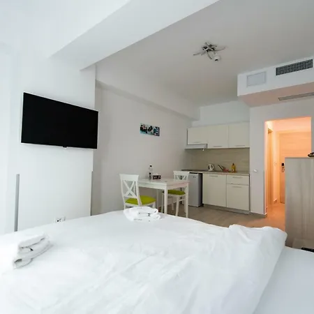 Zip 2* Mamaia