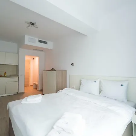 מלון דירות Zip